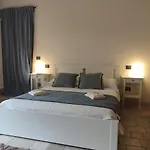 Гостевой дом Casa Corte - Le Bouganville Лучера